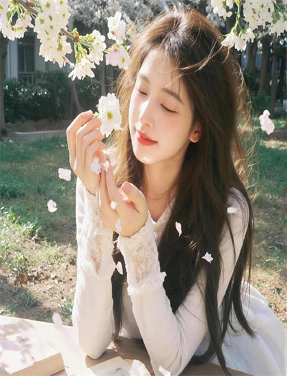 朋友的母亲5完整视频有翻译-如何使用卷发棒视频